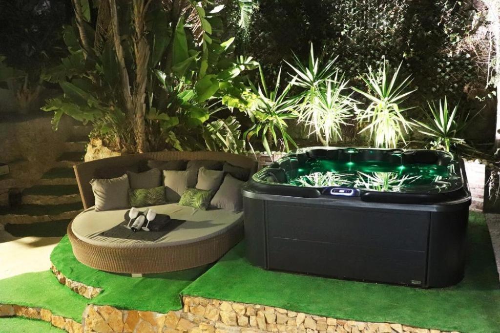 Luxury Jacuzzi & Terraces Dom wakacyjny *